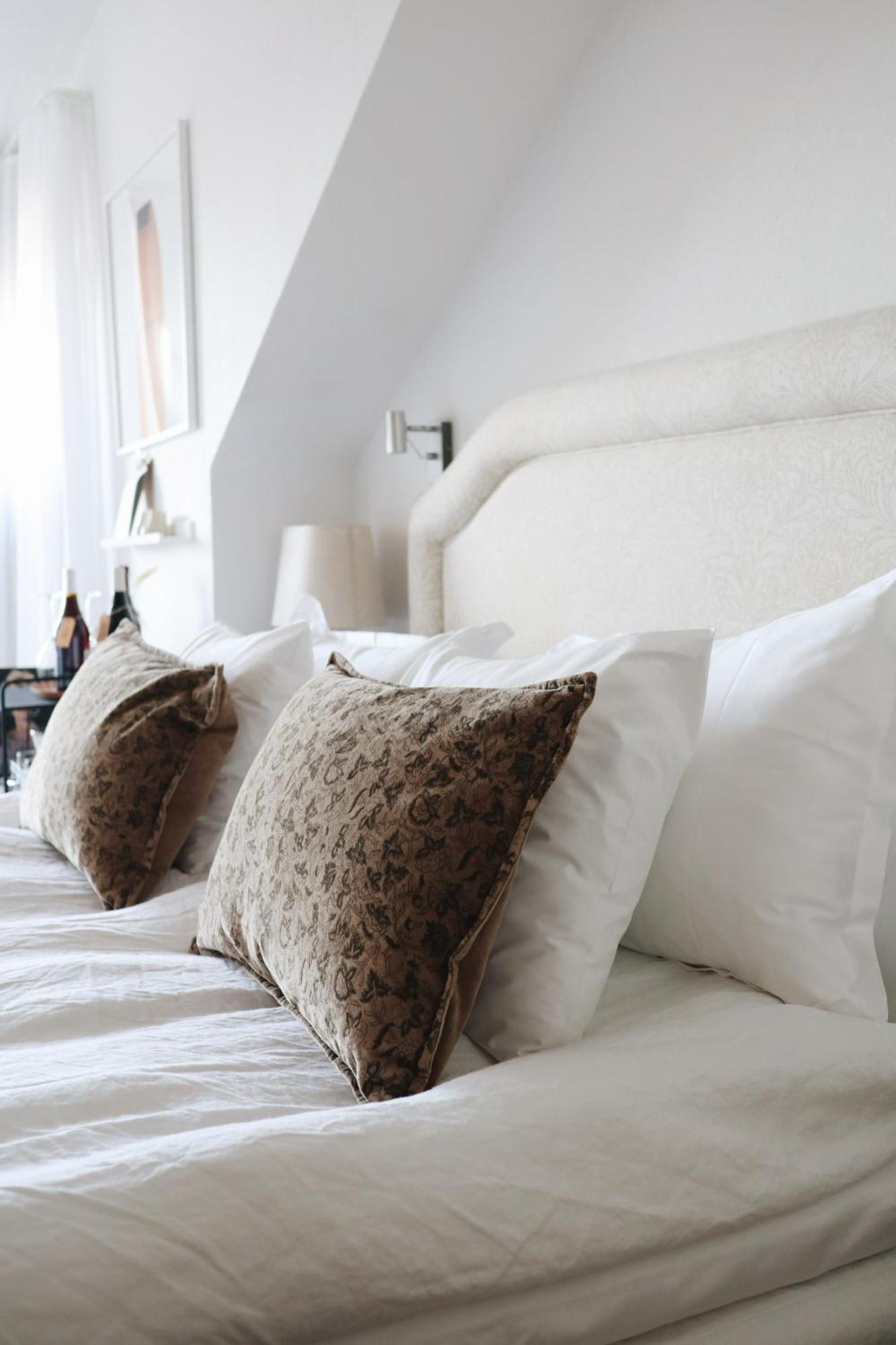 Kalk Hotel VBY Kültér fotó