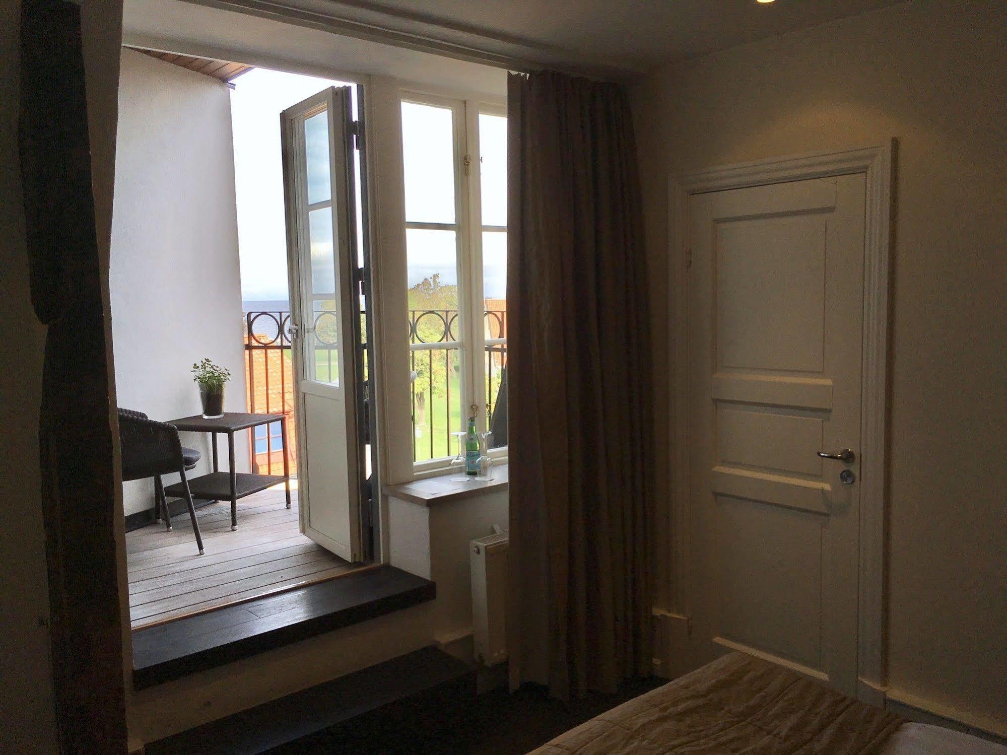 Kalk Hotel VBY Kültér fotó
